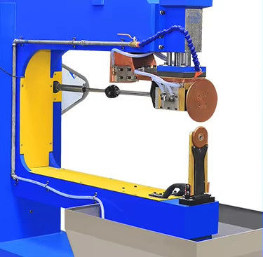 Автоматическая CNC из нержавеющей стали Кухонная раковина Кубок производитель Швы сварочная машина с насос двигатель Тип кухонной раковины